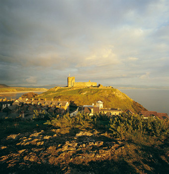 Criccieth castle sunset.jpg