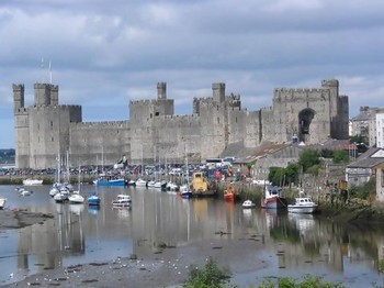 carnarfon castle.jpg